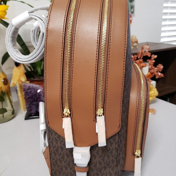 😍NWT Michael Kors JAYCEE Large Backpack - Picture 7 of 7
